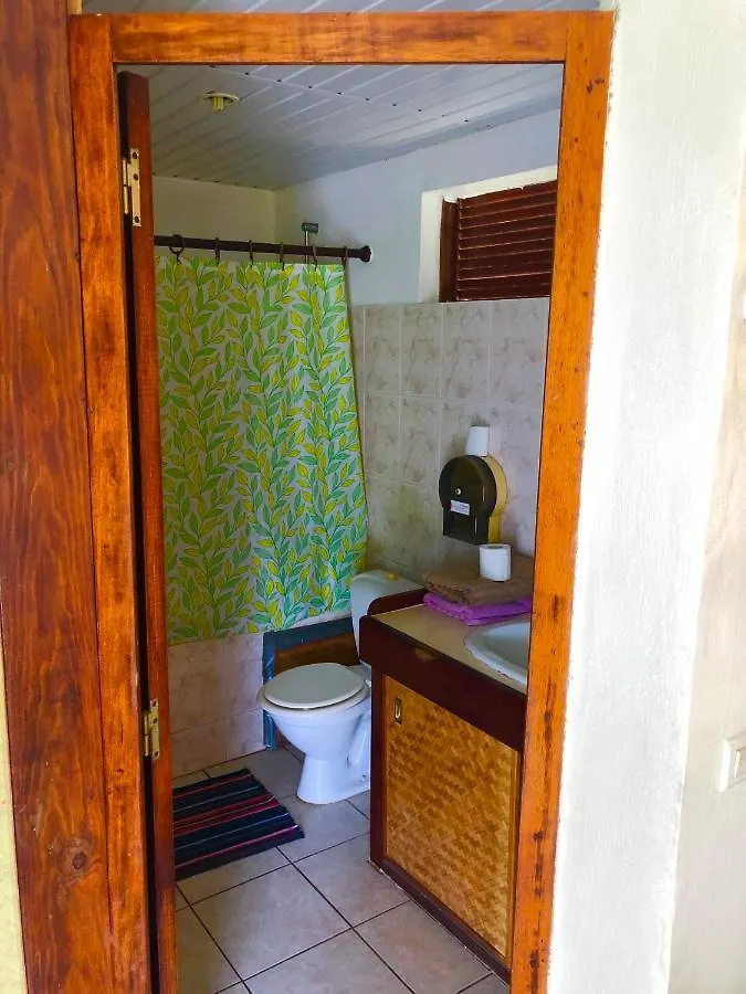 Haapiti Surf Lodge 0*,