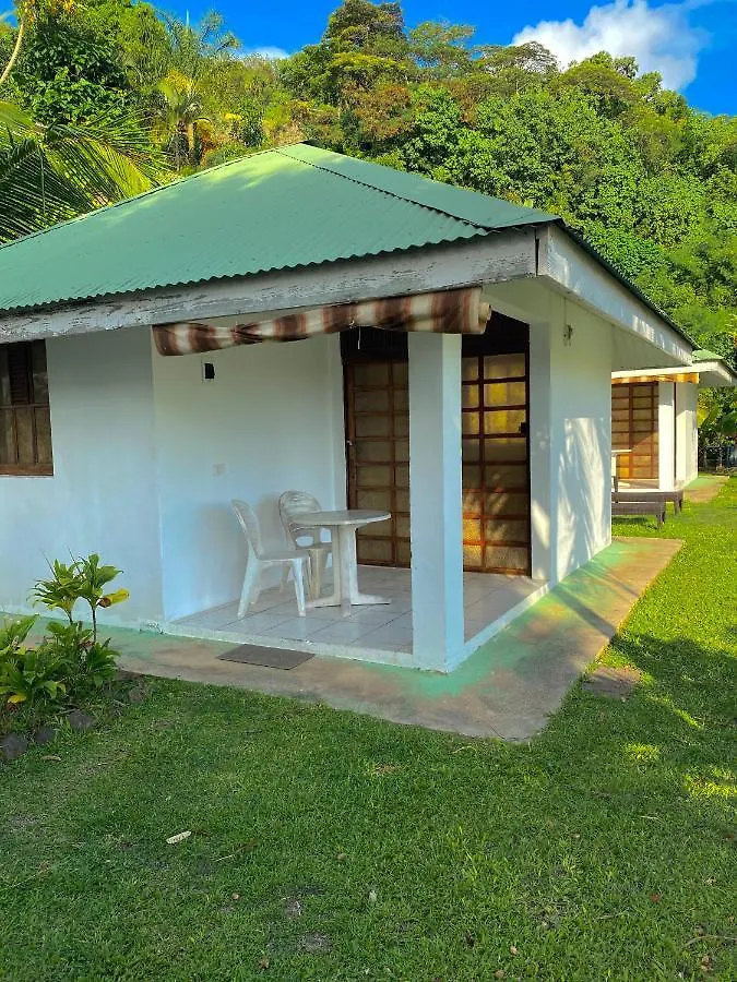 Guest house Haapiti Surf Lodge